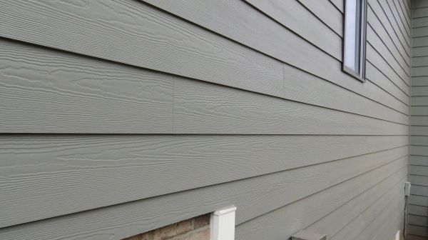 Cement Board Siding Repair in Oconomowoc