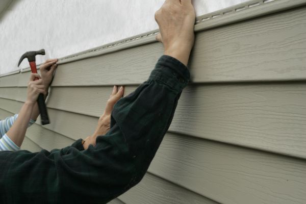 Cost of Insulated Siding Installation in Oconomowoc