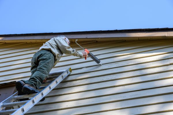 Vinyl Siding Caulk Repair Service