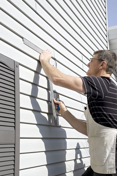 Cost of Vinyl Siding Service in Oconomowoc